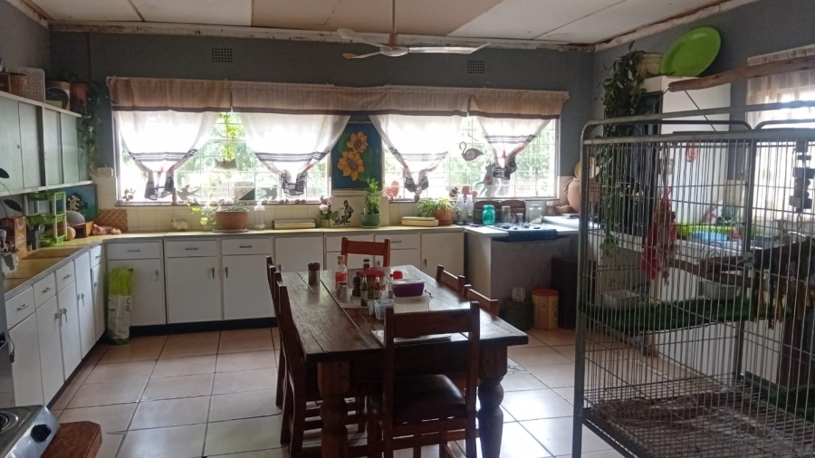 4 Bedroom Property for Sale in Roodewal Free State